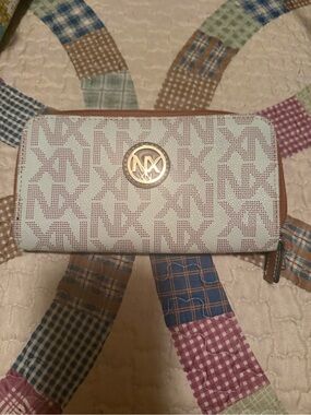 Source Unknown Cream and Brown MK Logo Zip-Around Wallet